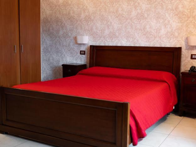 Hotel Il Convento Cusano Mutri Esterno foto
